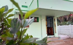 Castle50 - Green Villa Homestay